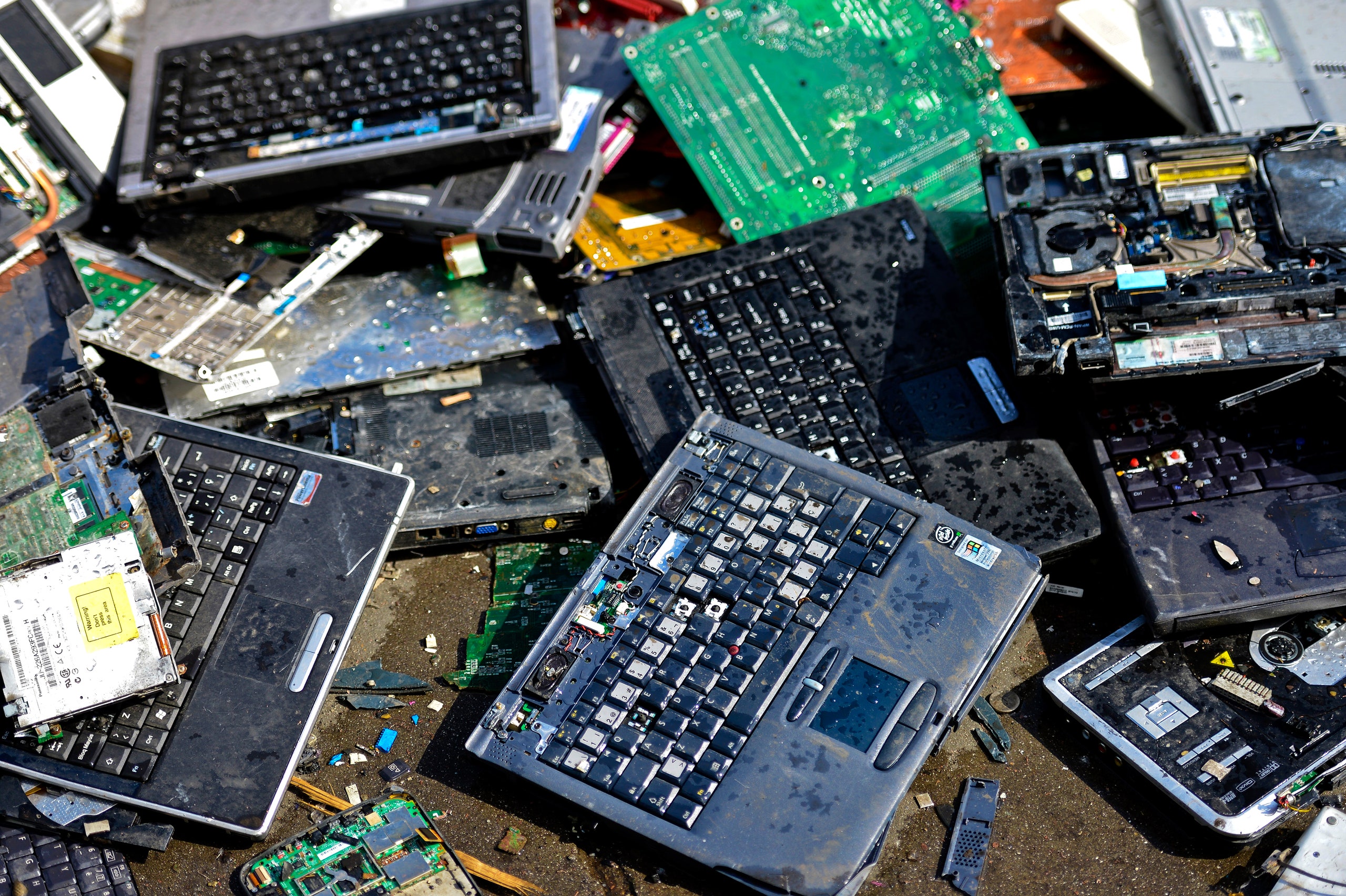 e-waste: what is your role and are gadget makers helping?